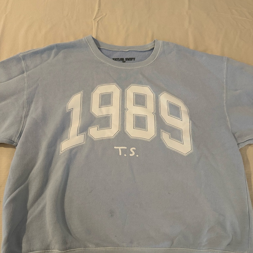 Taylor Swift 1989 Light Blue Sweatshirt